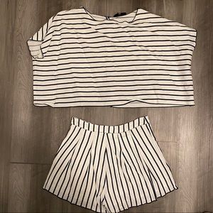 TWO PIECE SET